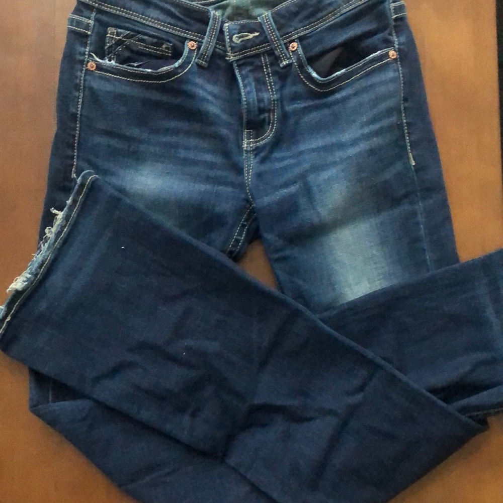 Super cute buckle black jeans
